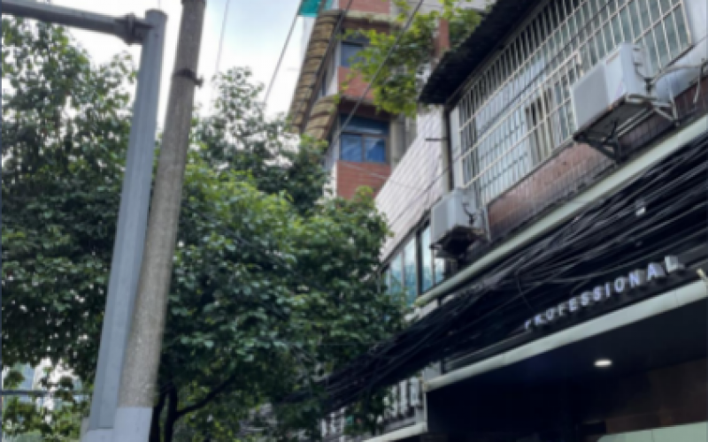 貴陽(yáng)市云巖區(qū)金倉(cāng)路40號(hào)附2號(hào)門(mén)面招租（降價(jià)）